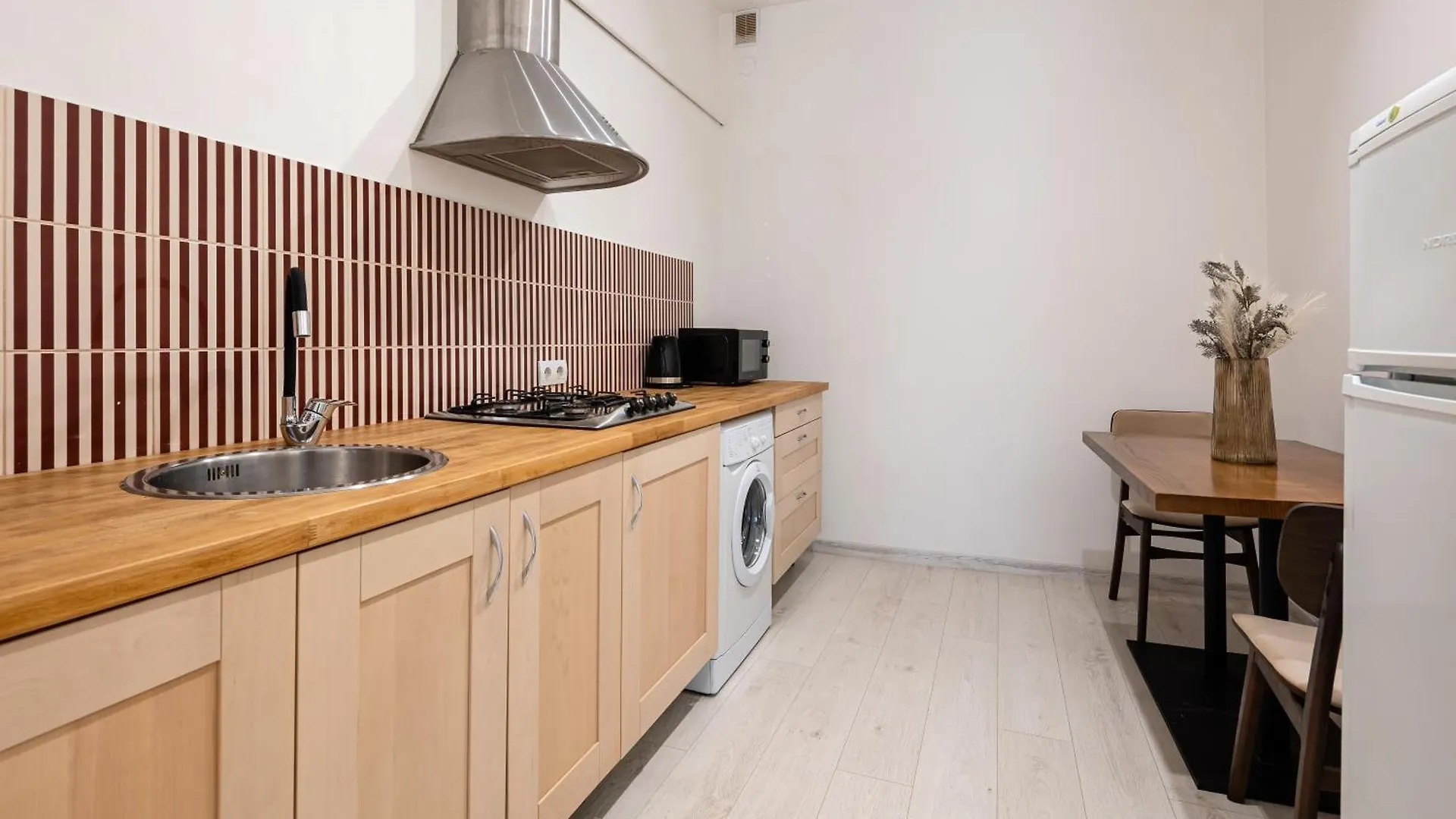 Romari Площа Ринок 28 Apartamento Lviv