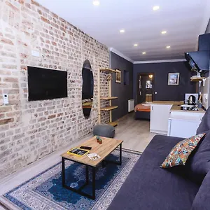 turan33.istanbul-turkeyhotels.com/